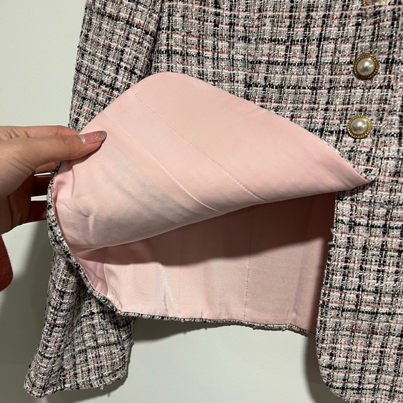 Women's Wool Blended Tweed Jacket - Pink and Black - Picture 4 of 8